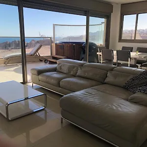  דירה Luxury Exclusive Top Class Apartment on the sea with best sea view&jacuzzi רק למשפחות !!!!